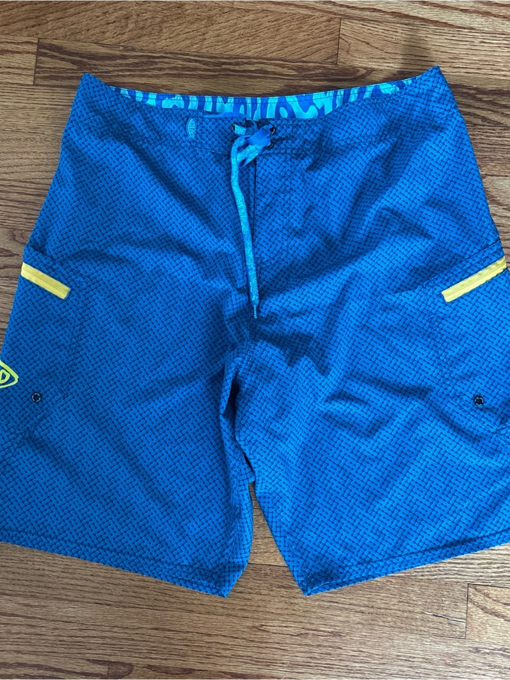 AFTCO Performance Blue Board Shorts Swim Sz 34 9” Inseam PERFECT